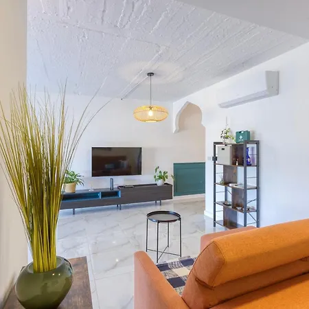A Lovely, 2br Penthouse With Large Outdoor By 360 Estates Apartmán *