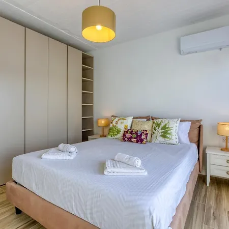 Apartmán A Lovely, 2br Penthouse With Large Outdoor By 360 Estates *