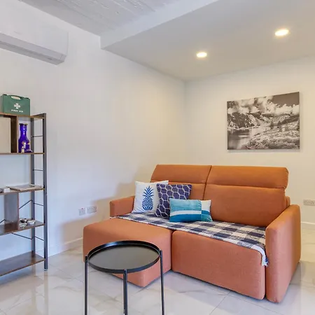 Apartmán A Lovely, 2br Penthouse With Large Outdoor By 360 Estates Iklin