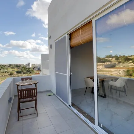 A Lovely, 2br Penthouse With Large Outdoor By 360 Estates Appartement